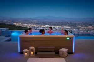 Salt Water Hot Tubs Vs. Chlorine: Which is Right For Your Family?